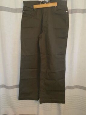 Lands' End Women’s Wide-Leg Chinos in Olive Green